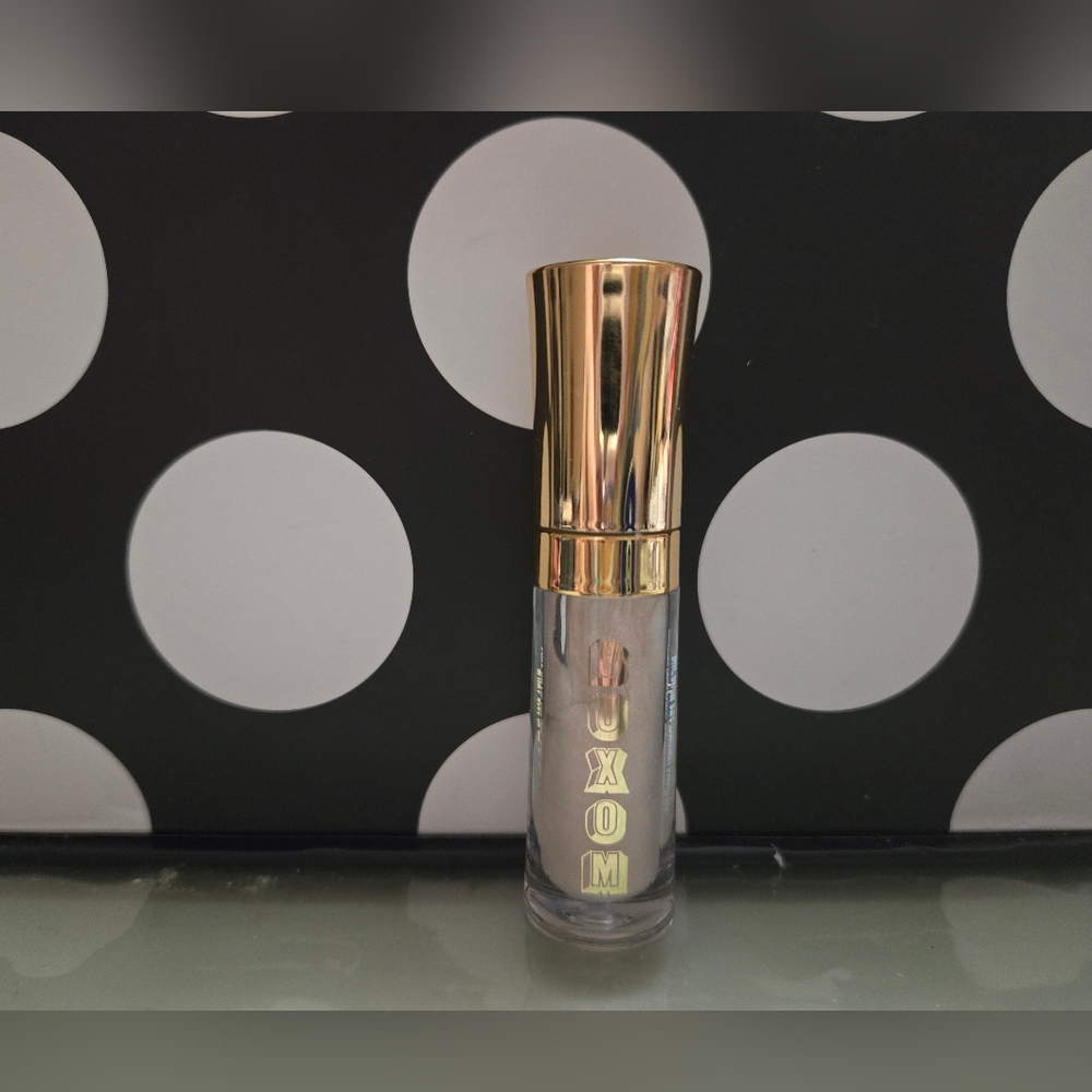2/$30✨️Buxom Plumping Polish✨️